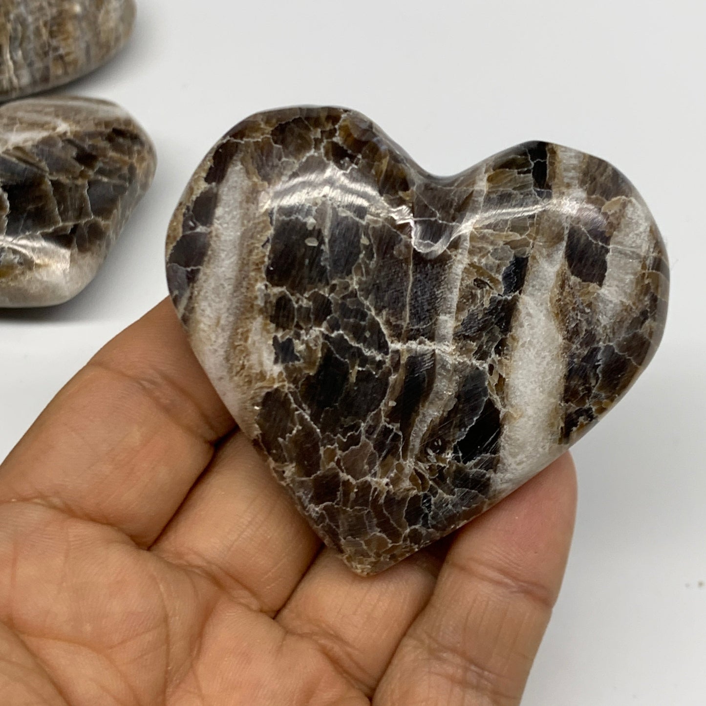 683g,(1.5 lbs) ,9 pcs, 1.8"- 2.1", Gray Onxy Hearts from Morocco, B27251