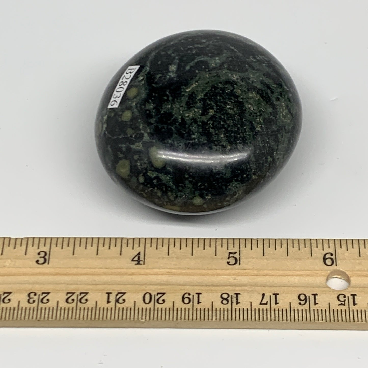 163.7g, 2.4"x2.2"x1.3", Crocodile Kambaba Jasper Palm-Stone @Madagascar, B28036