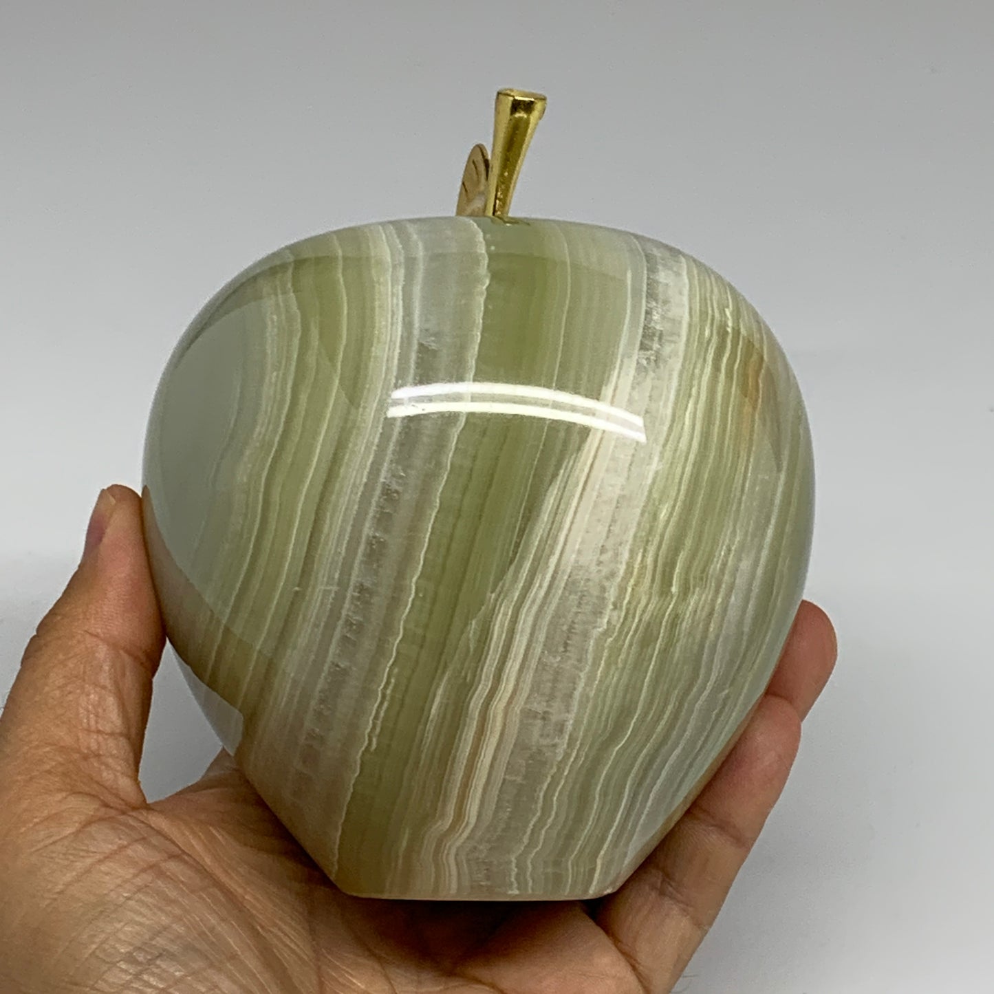 3.4 lbs, 3.9"x4" Natural Green Onyx Apple Gemstone @Afghanistan, B32515