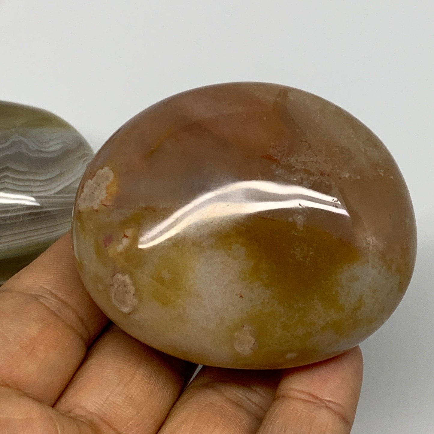 7.73 lbs (3508 Grams), 2"-2.8", 26pcs, Flower Agate Crystals Palm-Stone, B28097