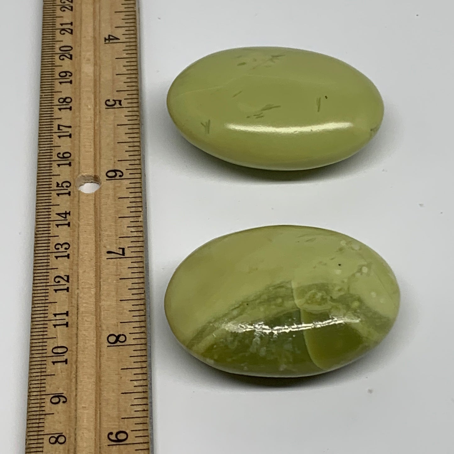 124.7g, 2.1"- 2.2", 2pcs, Natural Serpentine Palm-Stone Gemstone, B34615