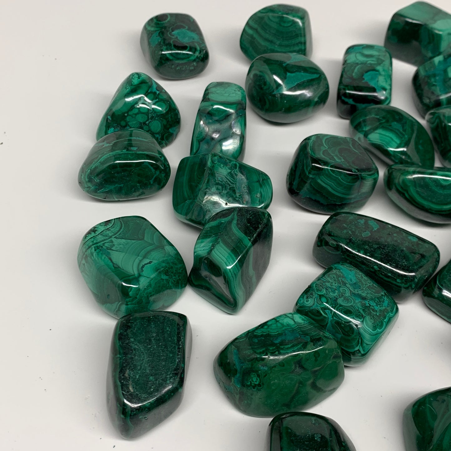 1pcs, 1.2"-1.8", Natural Malachite Tumbled Polished Gemstone, B32843