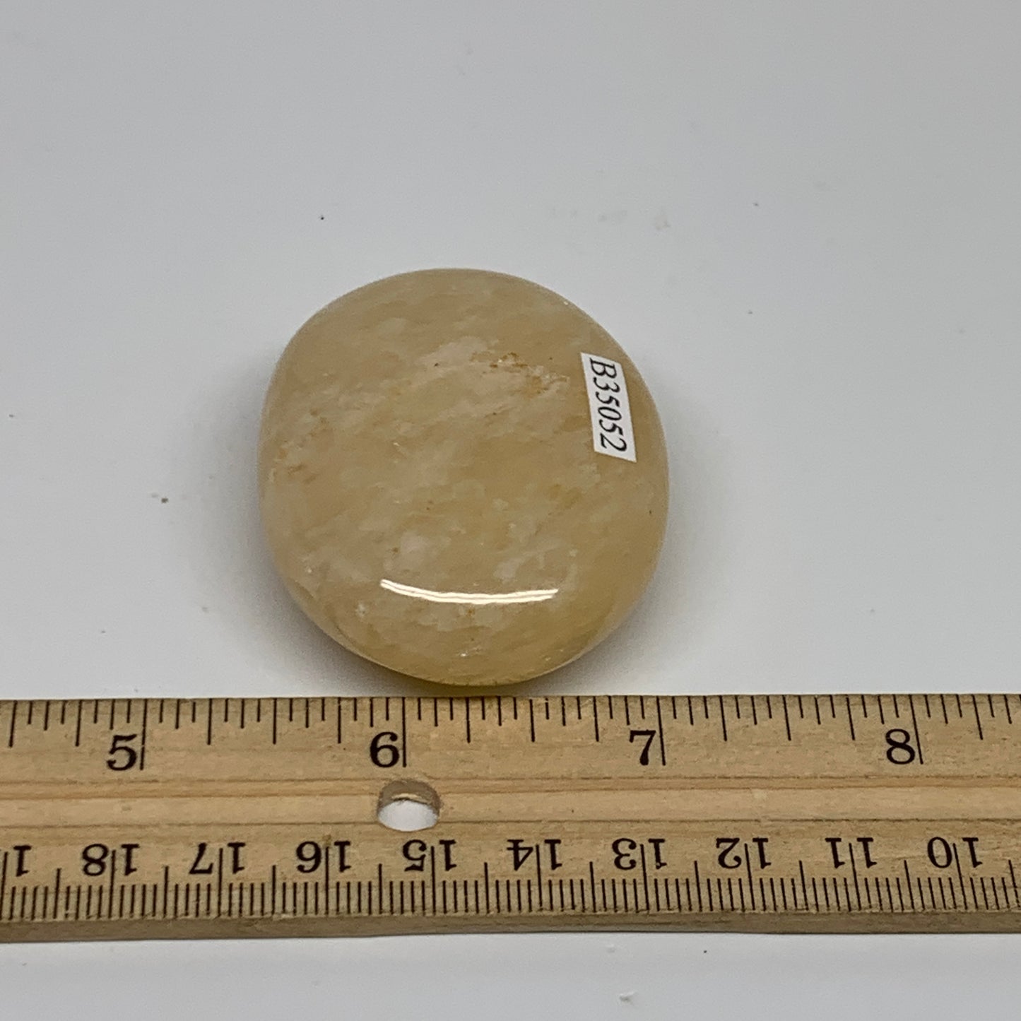 72.2g, 2.1"x1.7"x0.8", Yellow Aventurine Palm-Stone Crystal Stone, B35052