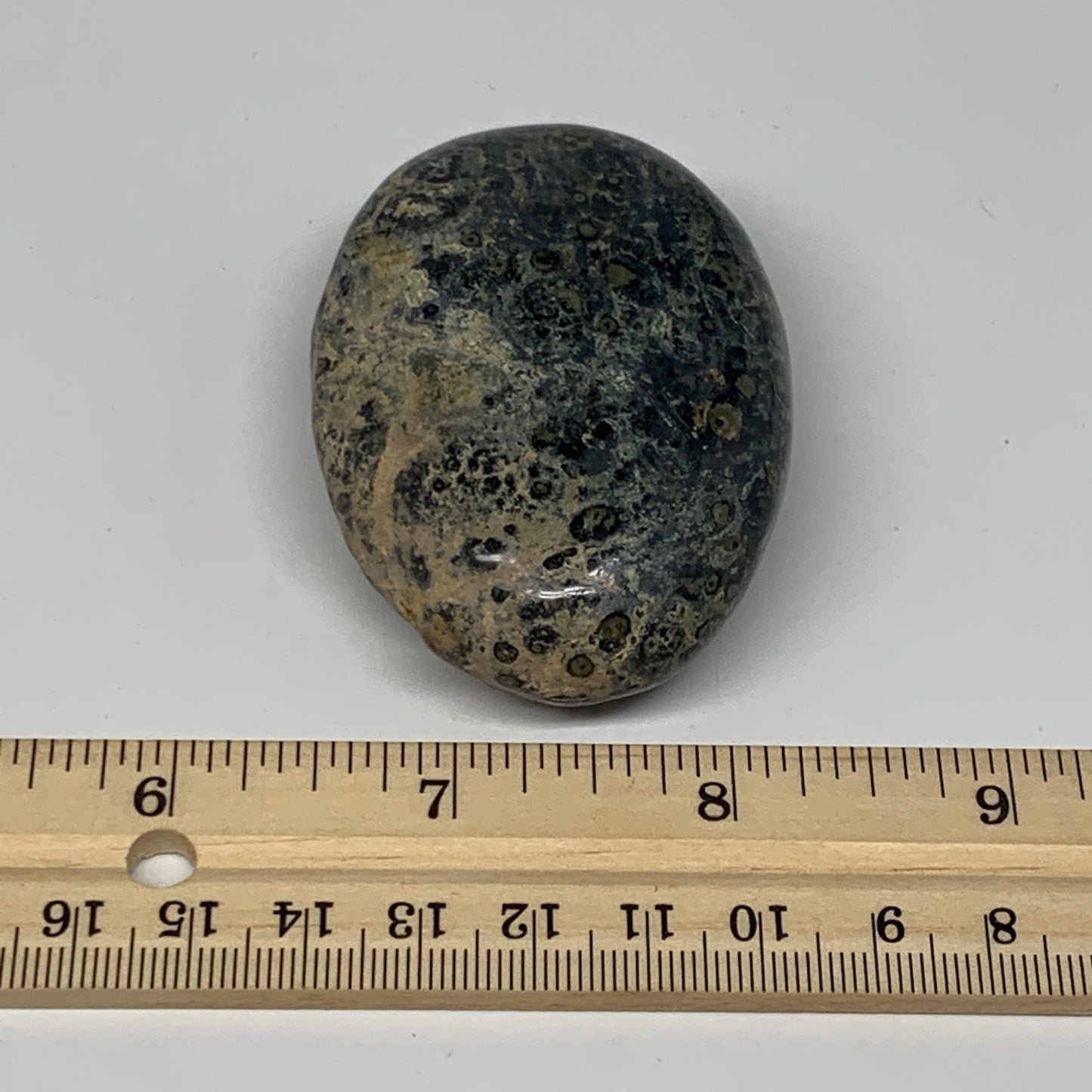 112.3g, 2.7"x1.8"x0.9", Kambaba Jasper Palm-Stone Reiki @Madagascar,B10420