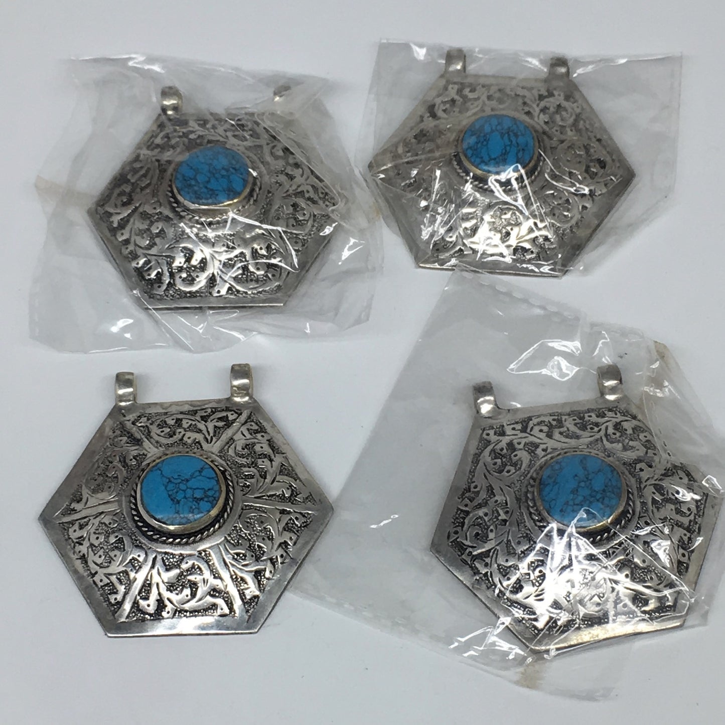 1pc, 2.4"x2.4"x0.4", Turkmen Pendant Blue Turquoise Inlay Hexagonal Shape,TN560