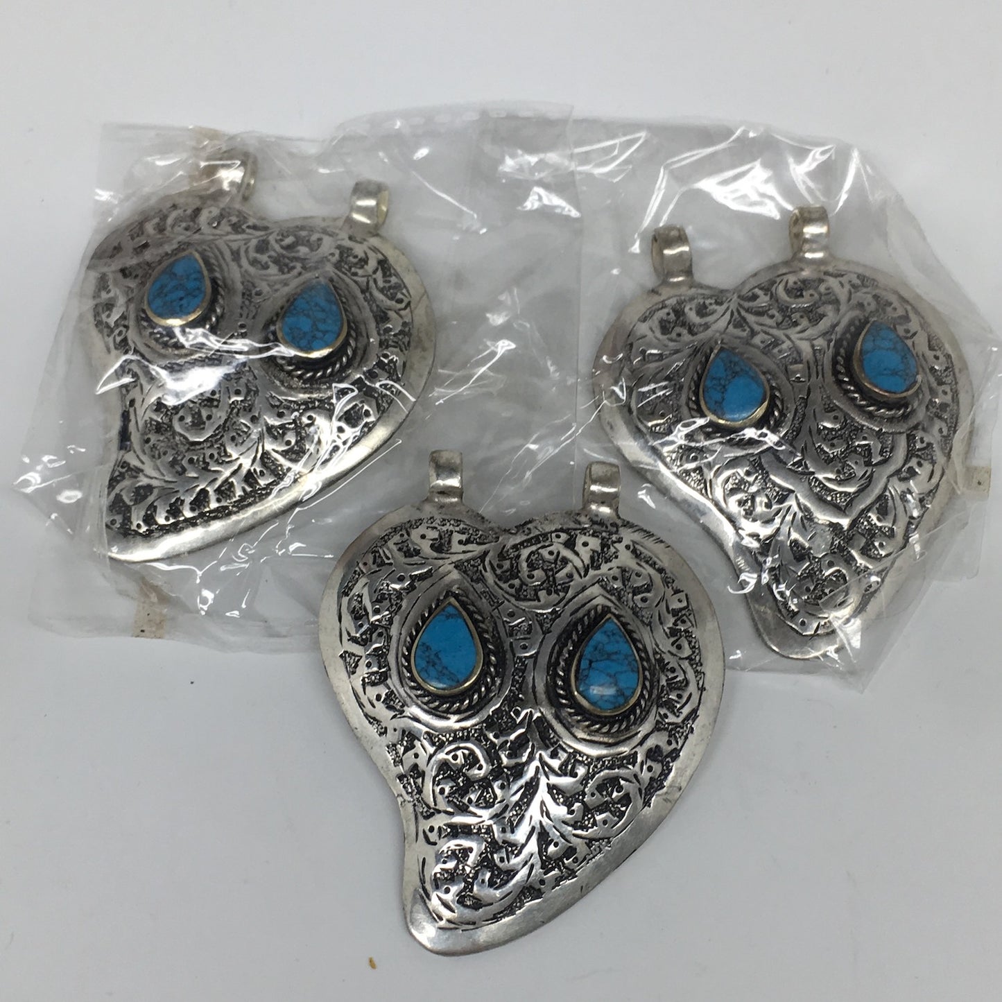 1pc, 2.6"x2.1"x0.5", Turkmen Pendant Blue Turquoise Inlay Drop Shape,TN561