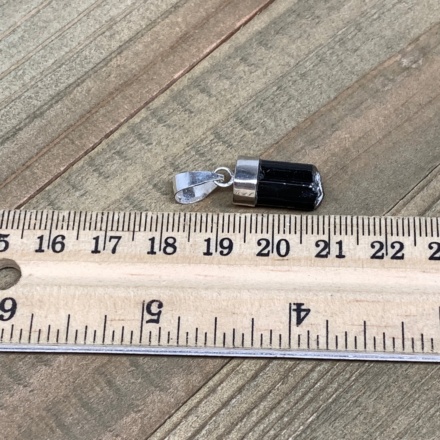 16cts, 16mm x 9mm, Natural Tourmaline Pendant Sterling Silver @Afghanistan,P84