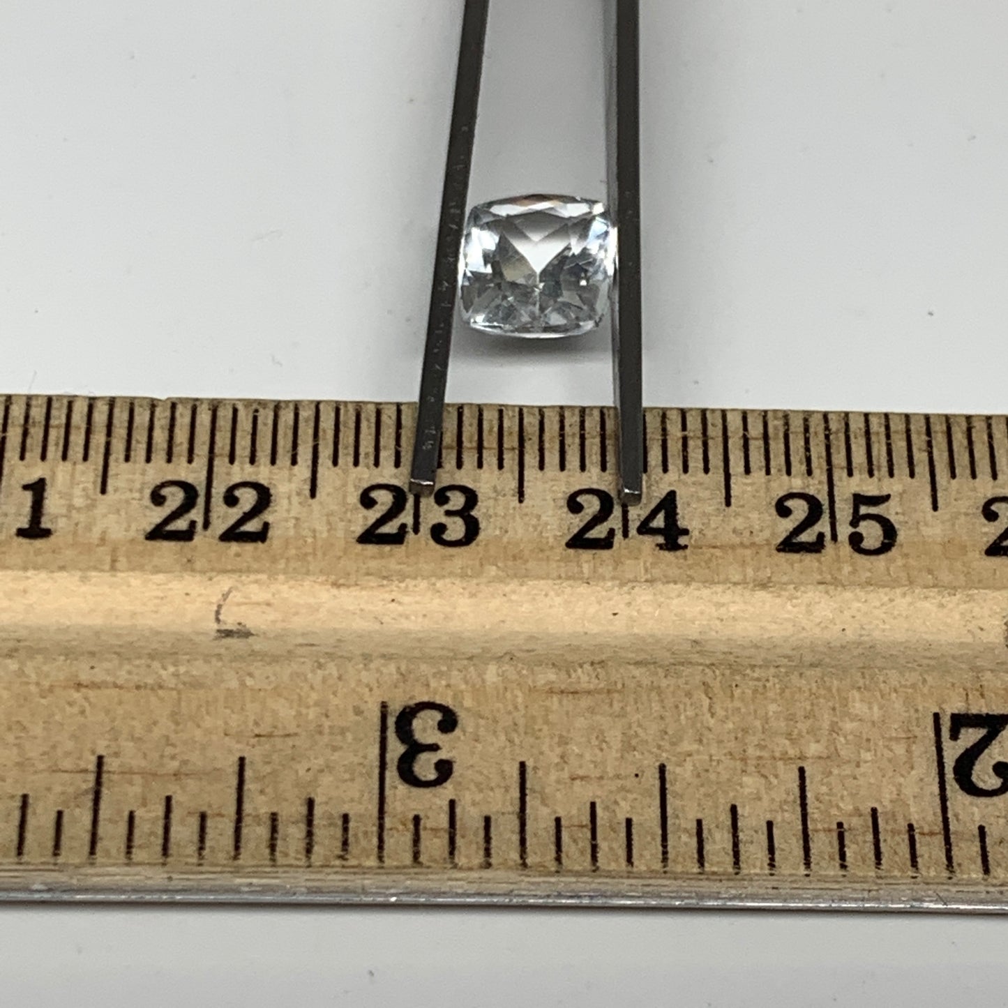 2.3cts, 9mmx7mmx5mm, Aquamarine Crystal Facetted Stone Loose @Pakistan,CTS122