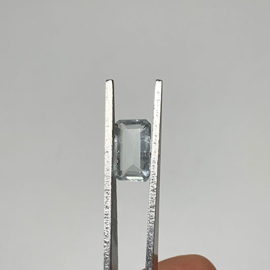 2.14cts, 10mmx6mmx3mm, Aquamarine Crystal Facetted Stone Loose @Pakistan,CTS160