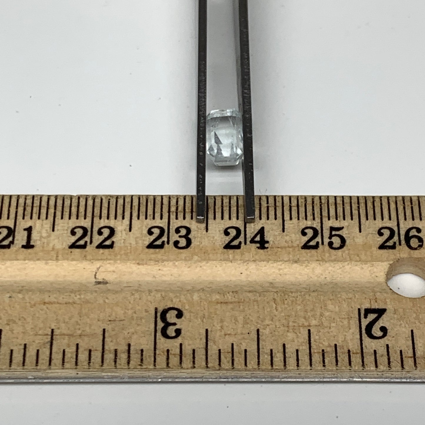 1.83 cts, 8mmx4mmx5mm, Aquamarine Crystal Facetted Stone Loose @Pakistan,CTS196