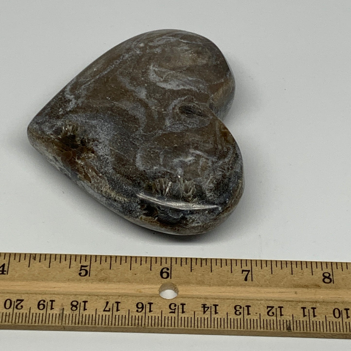 188.9g,2.8"x3.5"x0.9" Natural Chocolate Gray Onyx Heart Polished @Morocco,B18804