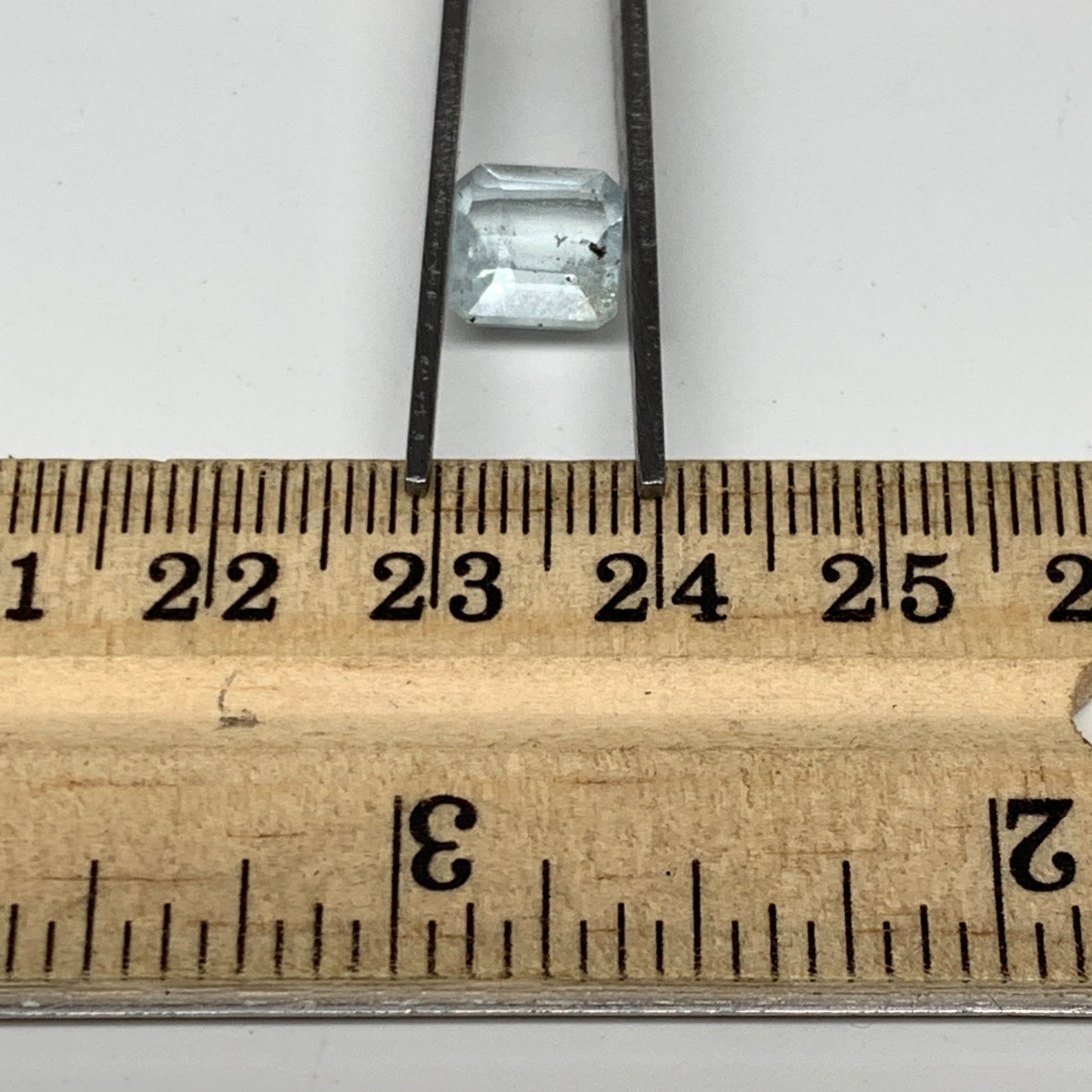 2.83cts, 8mmx7mmx5mm, Aquamarine Crystal Facetted Stone Loose @Pakistan,CTS208