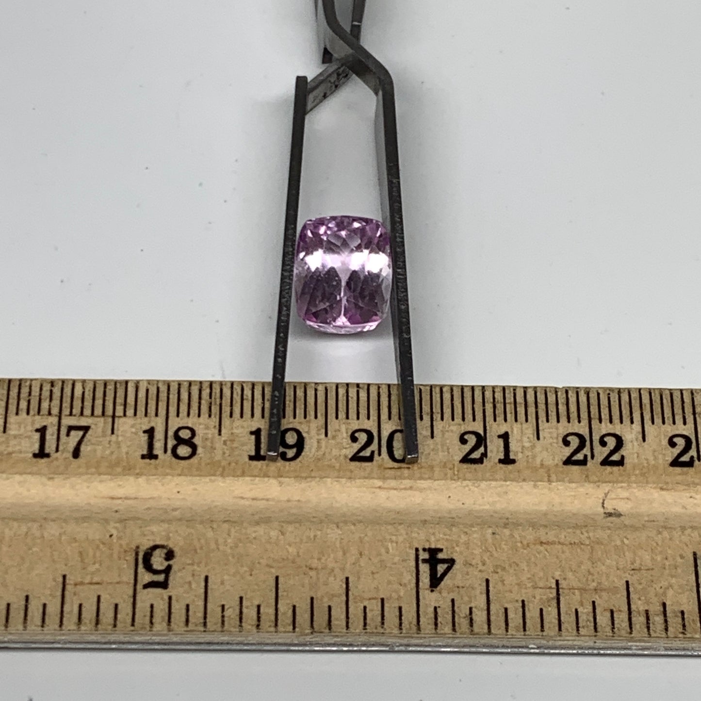 7.98cts, 12mmx9mmx8mm,Heated Kunzite Crystal Facetted Stone @Afghanistan,CTS237