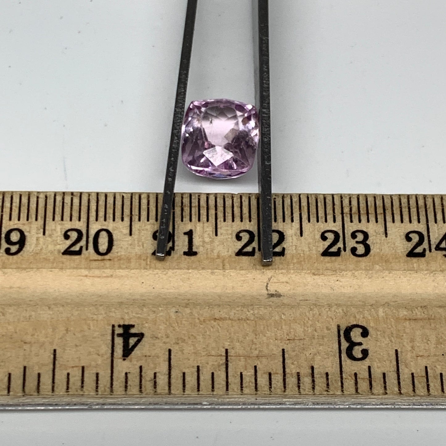 5.87cts, 10mmx9mmx6mm,Heated Kunzite Crystal Facetted Stone @Afghanistan,CTS239
