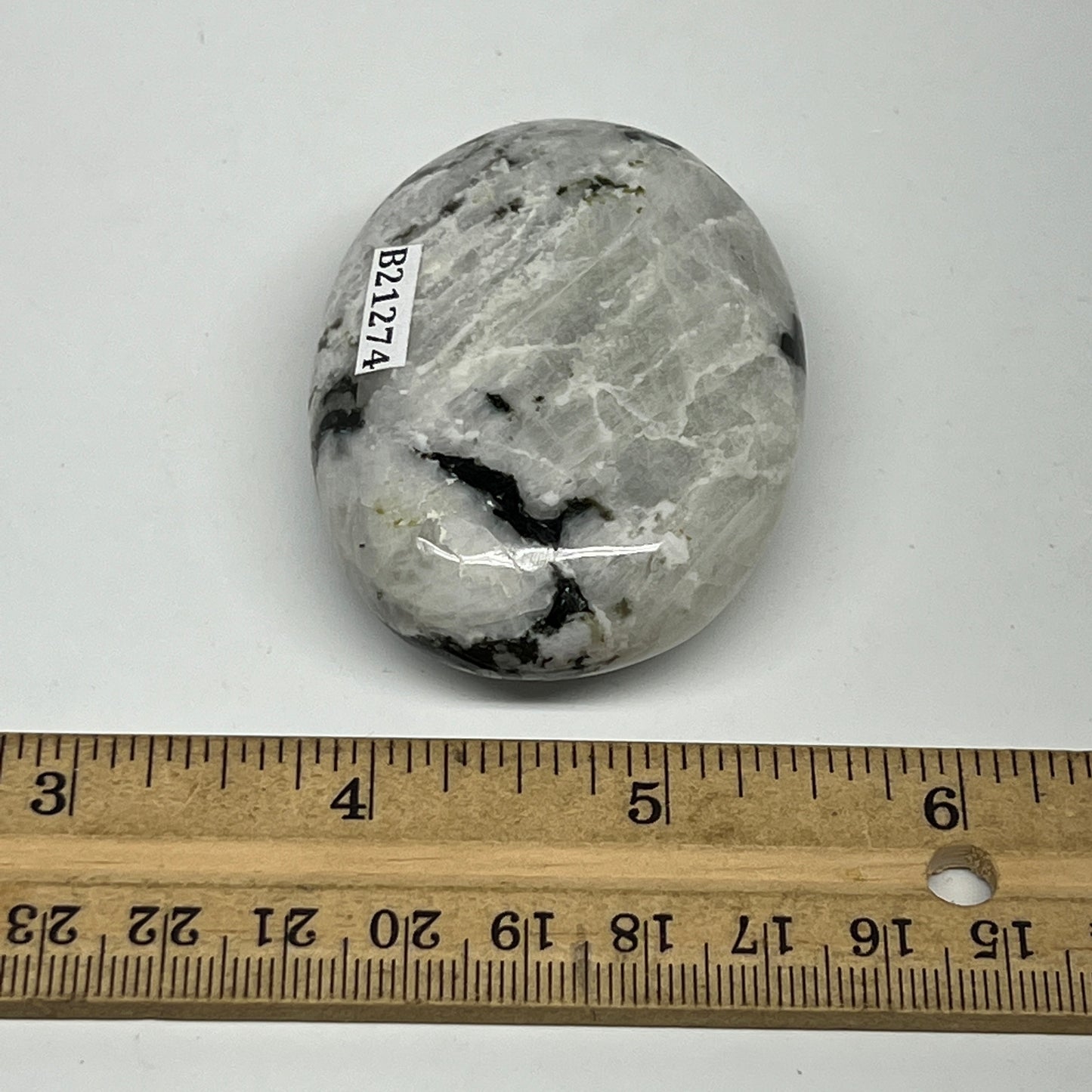 94.5g,2.4"x1.8"x0.8", Rainbow Moonstone Palm-Stone Polished from India, B21274
