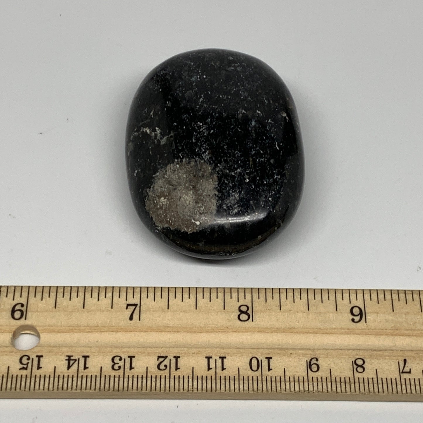 94.3g,2.3"x1.7"x0.8", Labradorite Palm-stone Tumbled Reiki @Madagascar,B25058