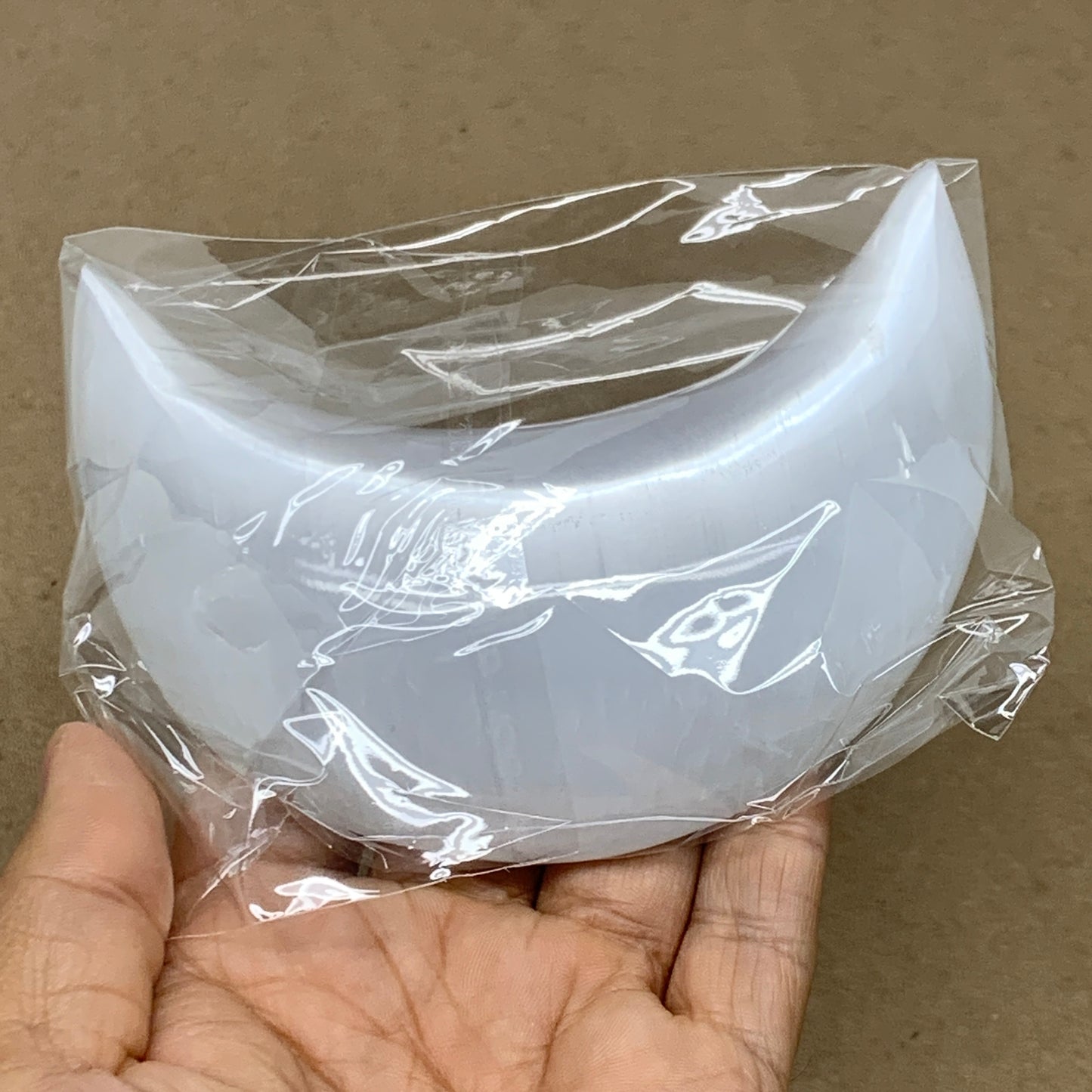 244g, 4.5"x2.2"x1", Selenite Crescent Moon Crystal (Satin Spar), B36517