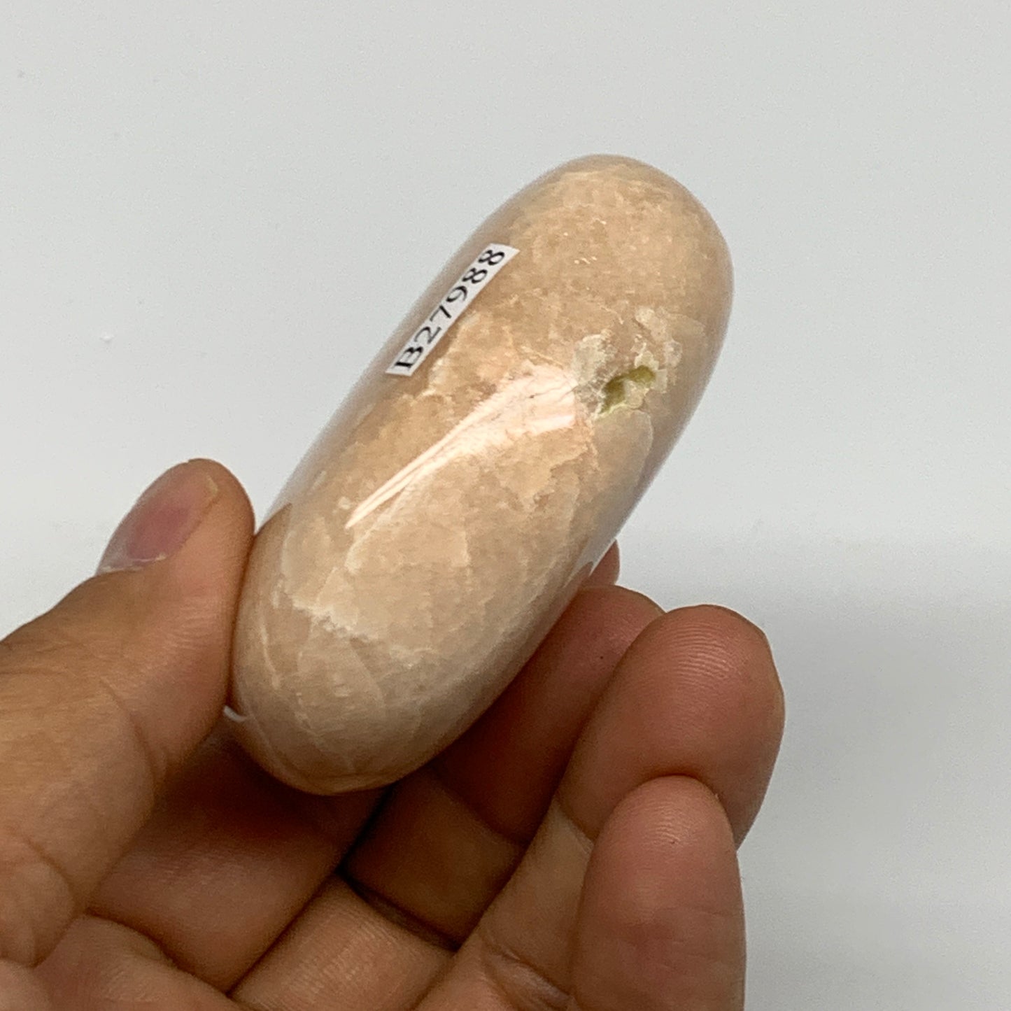 122.4g,2.4"x1.8"x1" Peach Moonstone Crystal Palm-Stone Polished Reiki, B27988