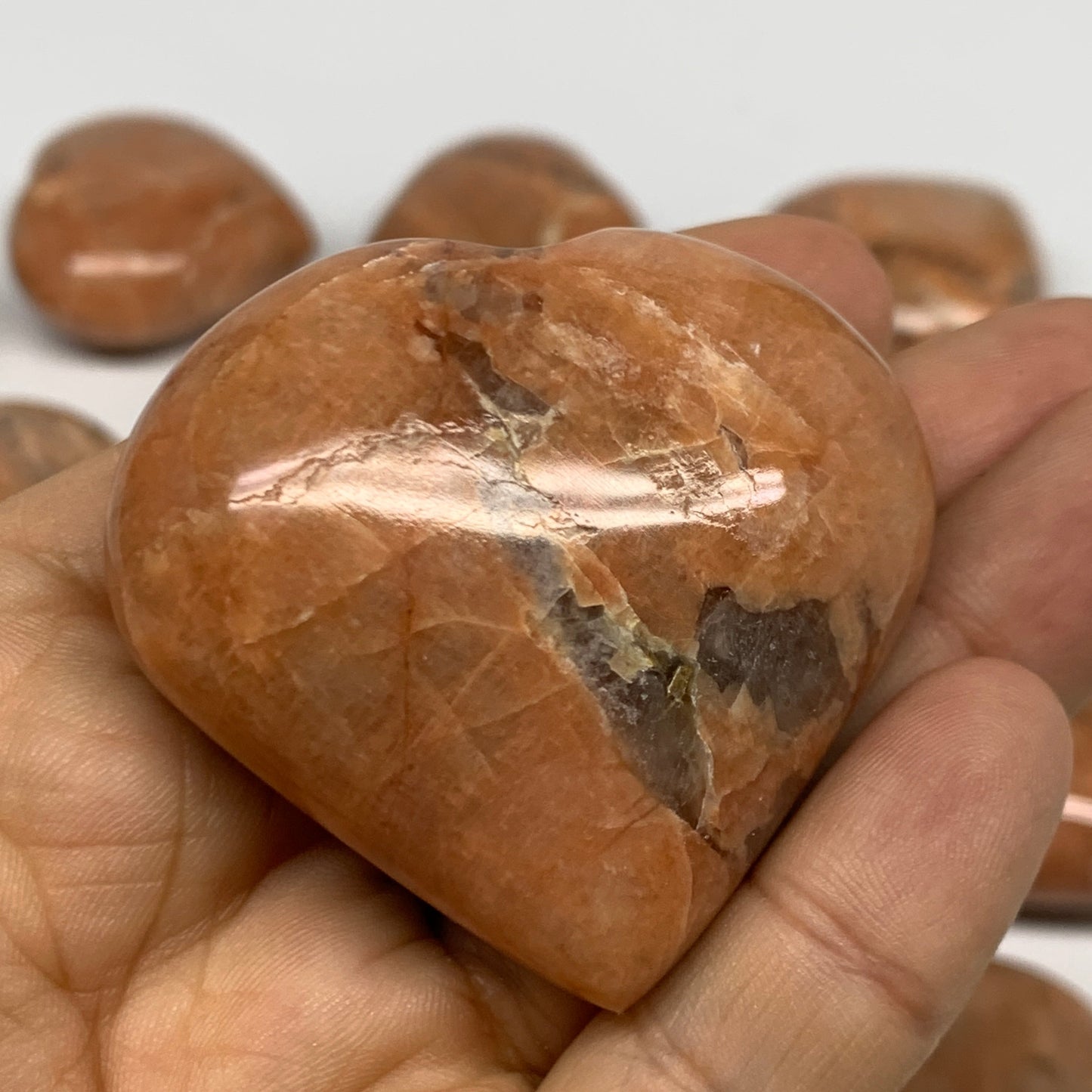 1030g (2.2 lbs) ,14 pcs, 1.7"- 1.9, Peach Moonstone Hearts @Madagascar, B27240