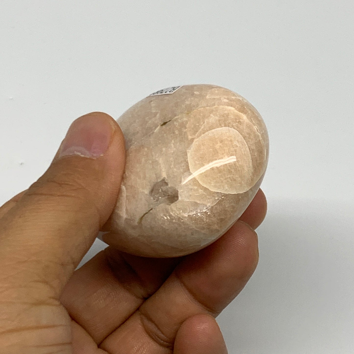 122.4g,2.4"x1.8"x1" Peach Moonstone Crystal Palm-Stone Polished Reiki, B27988