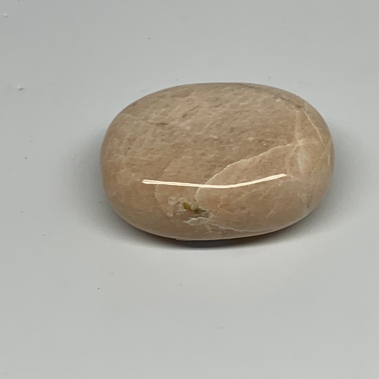122.4g,2.4"x1.8"x1" Peach Moonstone Crystal Palm-Stone Polished Reiki, B27988