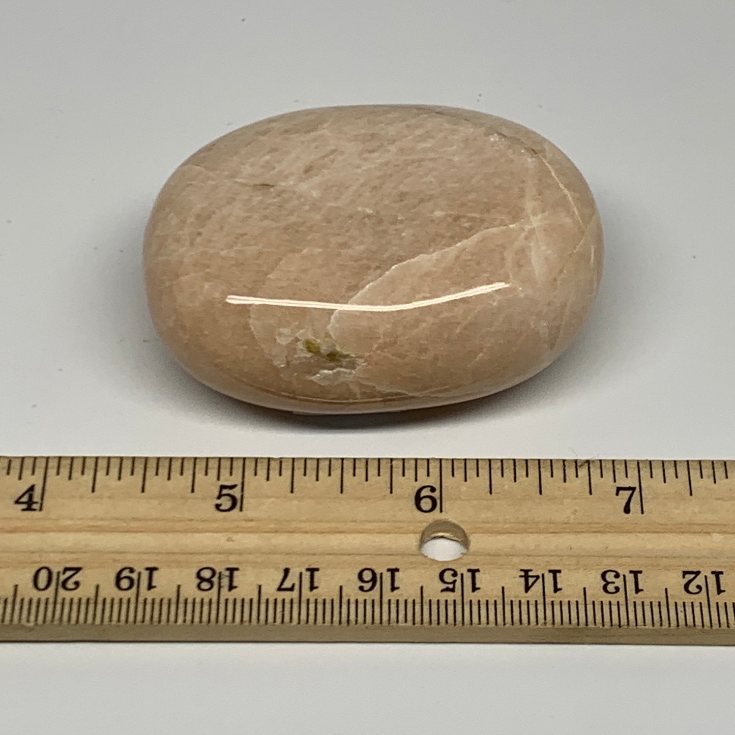 122.4g,2.4"x1.8"x1" Peach Moonstone Crystal Palm-Stone Polished Reiki, B27988