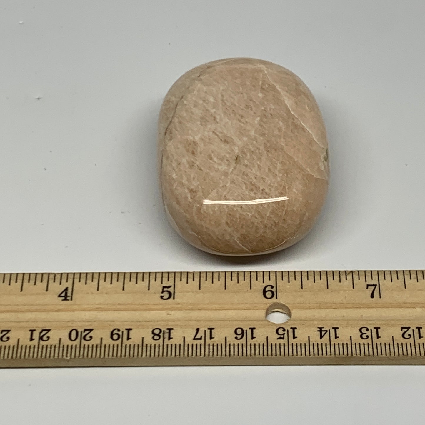 122.4g,2.4"x1.8"x1" Peach Moonstone Crystal Palm-Stone Polished Reiki, B27988