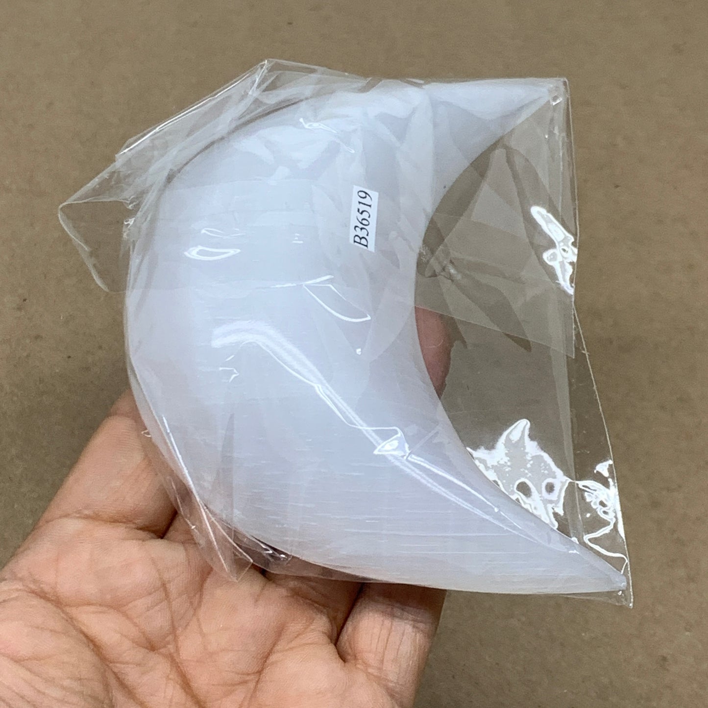 209g, 4.3"x2.1"x1", Selenite Crescent Moon Crystal (Satin Spar), B36519