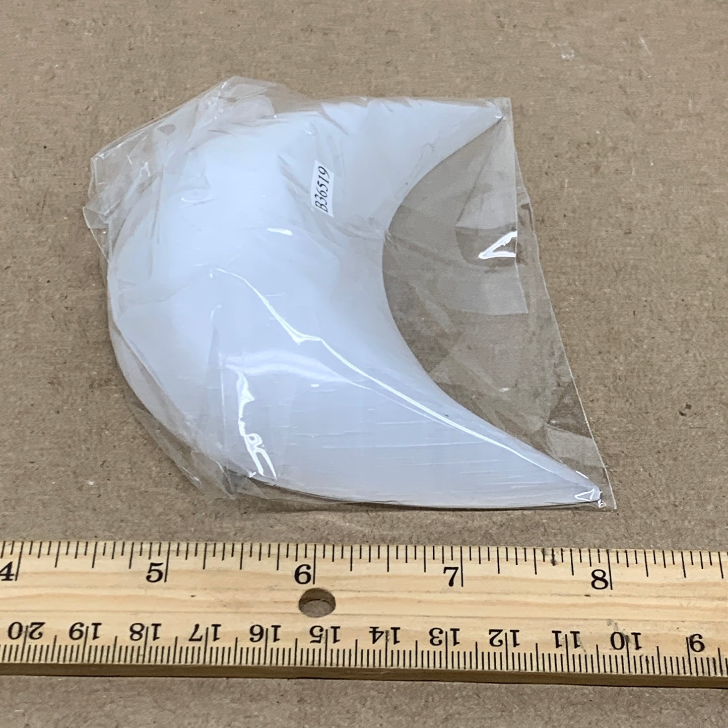 209g, 4.3"x2.1"x1", Selenite Crescent Moon Crystal (Satin Spar), B36519