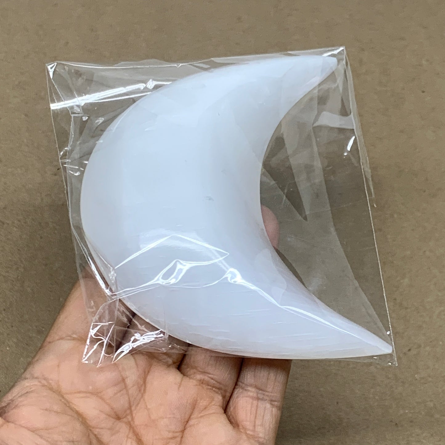 202g, 4.3"x2.2"x1", Selenite Crescent Moon Crystal (Satin Spar), B36520