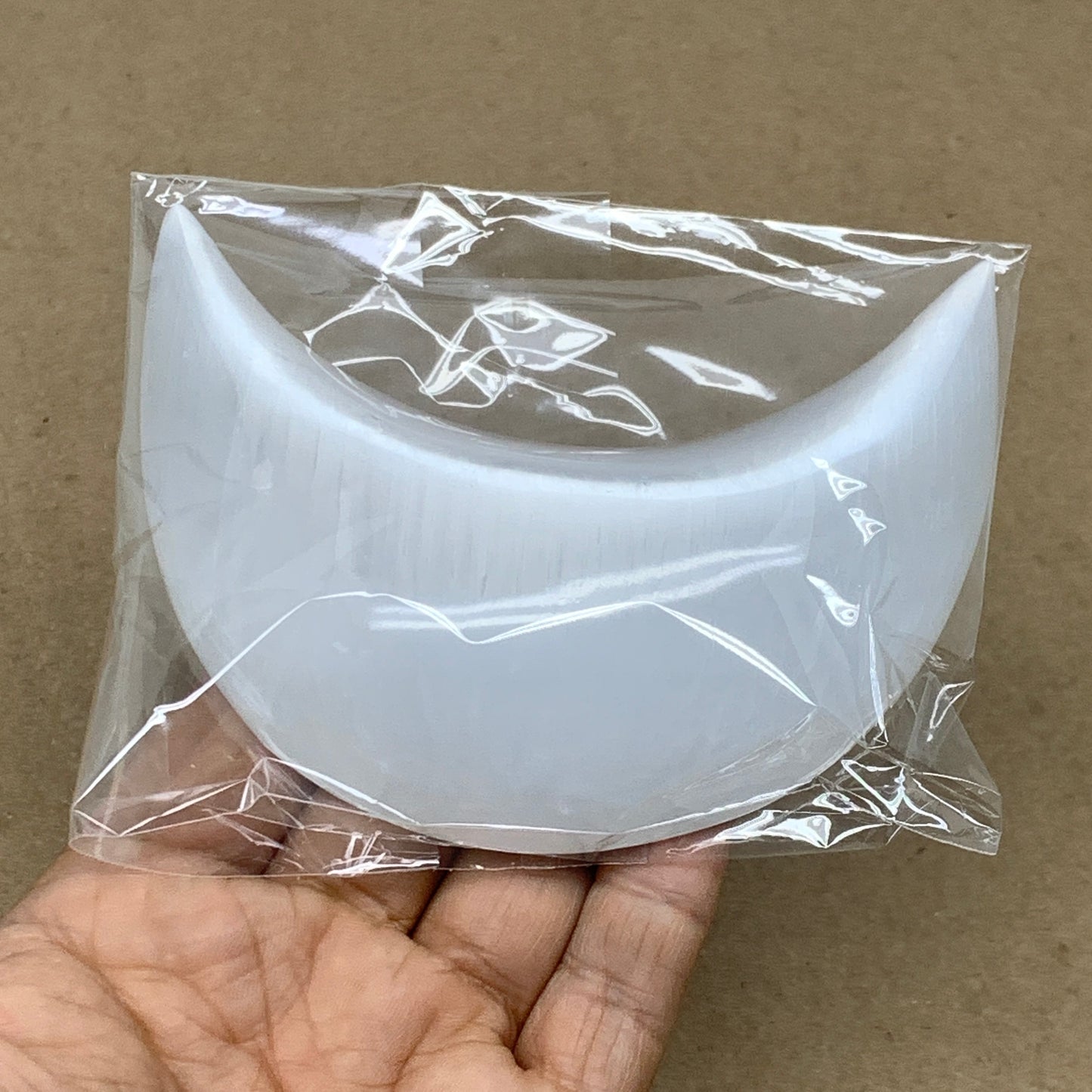 202g, 4.3"x2.2"x1", Selenite Crescent Moon Crystal (Satin Spar), B36520