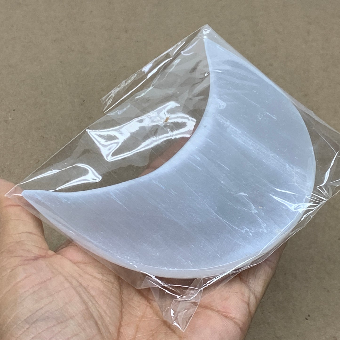 202g, 4.3"x2.2"x1", Selenite Crescent Moon Crystal (Satin Spar), B36520