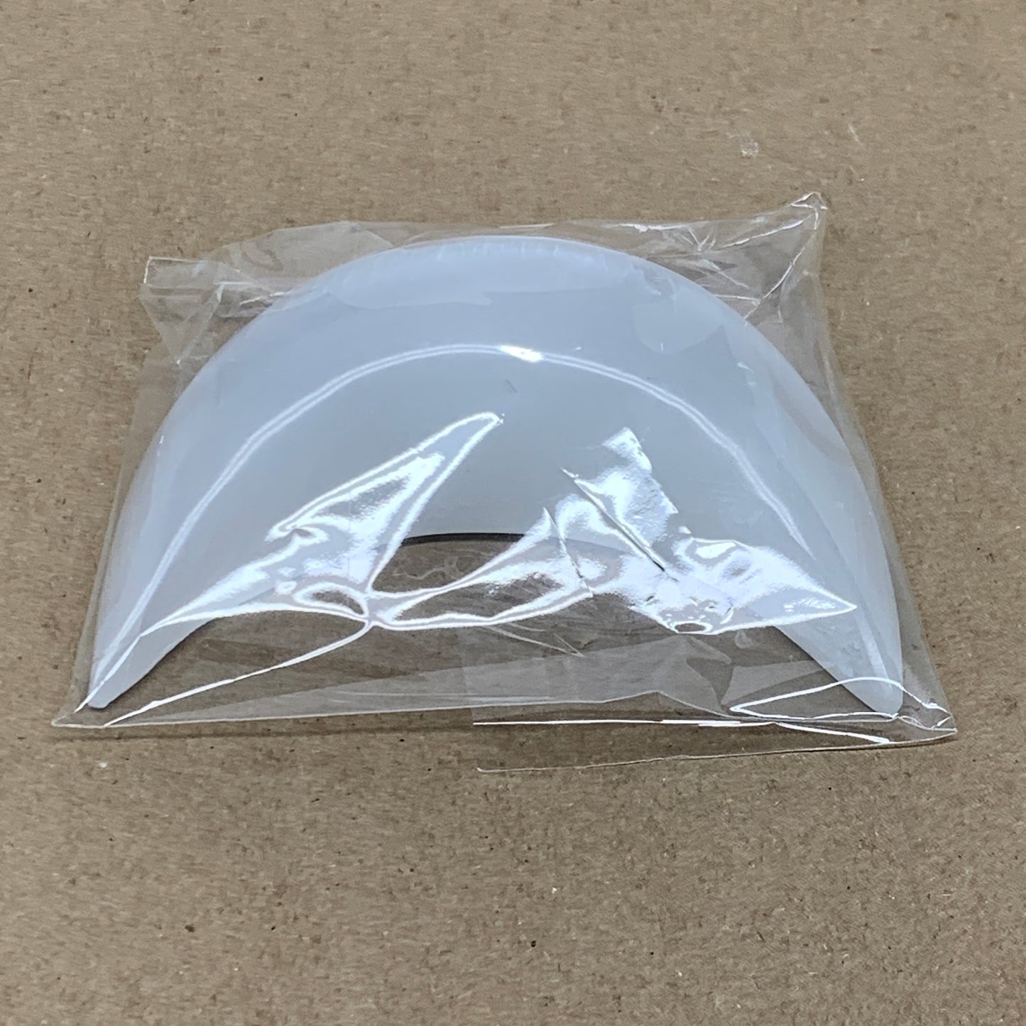 202g, 4.3"x2.2"x1", Selenite Crescent Moon Crystal (Satin Spar), B36520