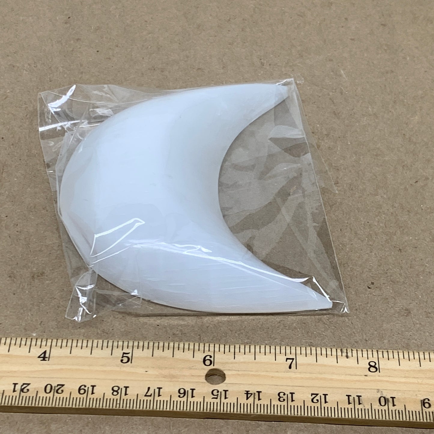 202g, 4.3"x2.2"x1", Selenite Crescent Moon Crystal (Satin Spar), B36520