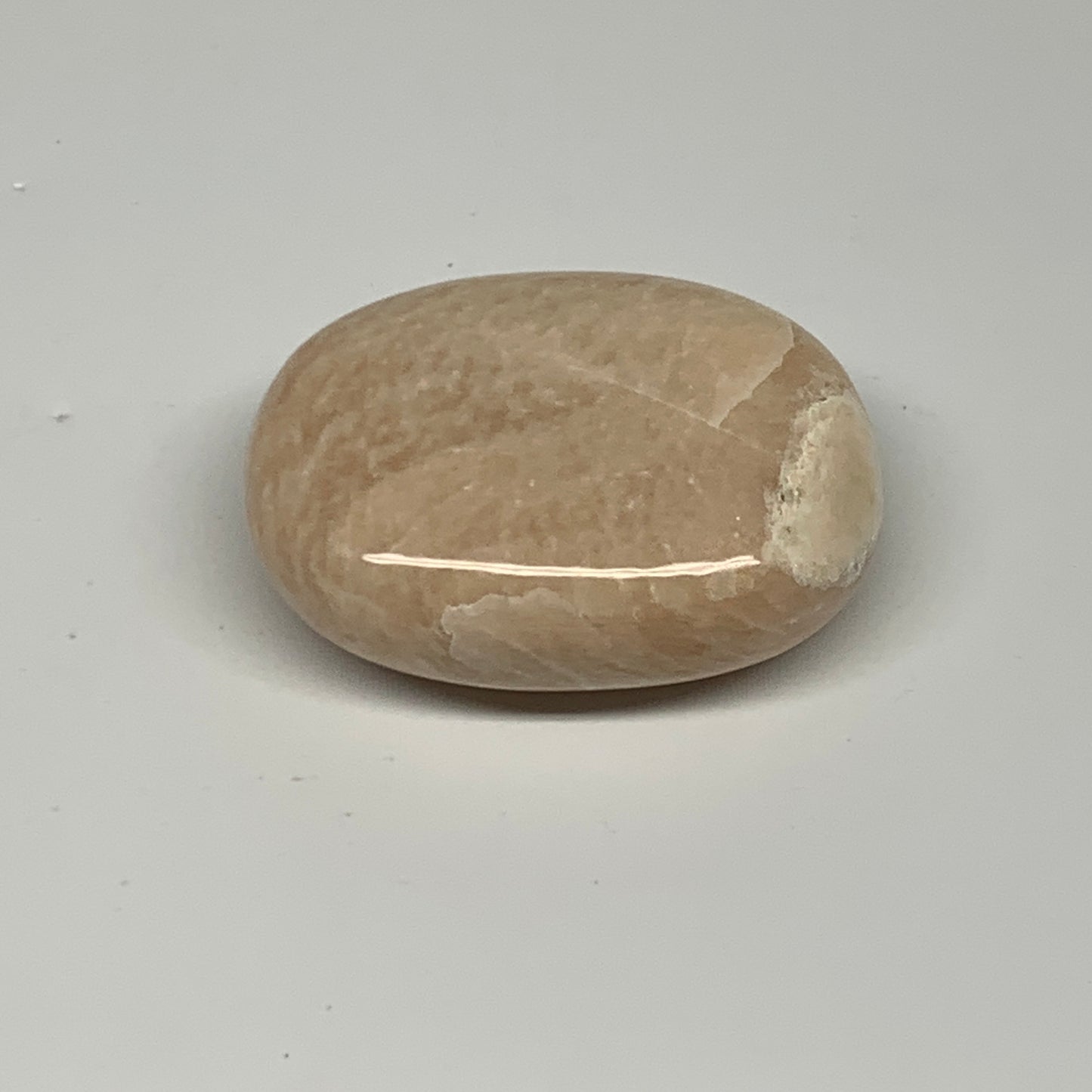 96.6g,2.3"x1.7"x0.9" Peach Moonstone Crystal Palm-Stone Polished Reiki, B27990