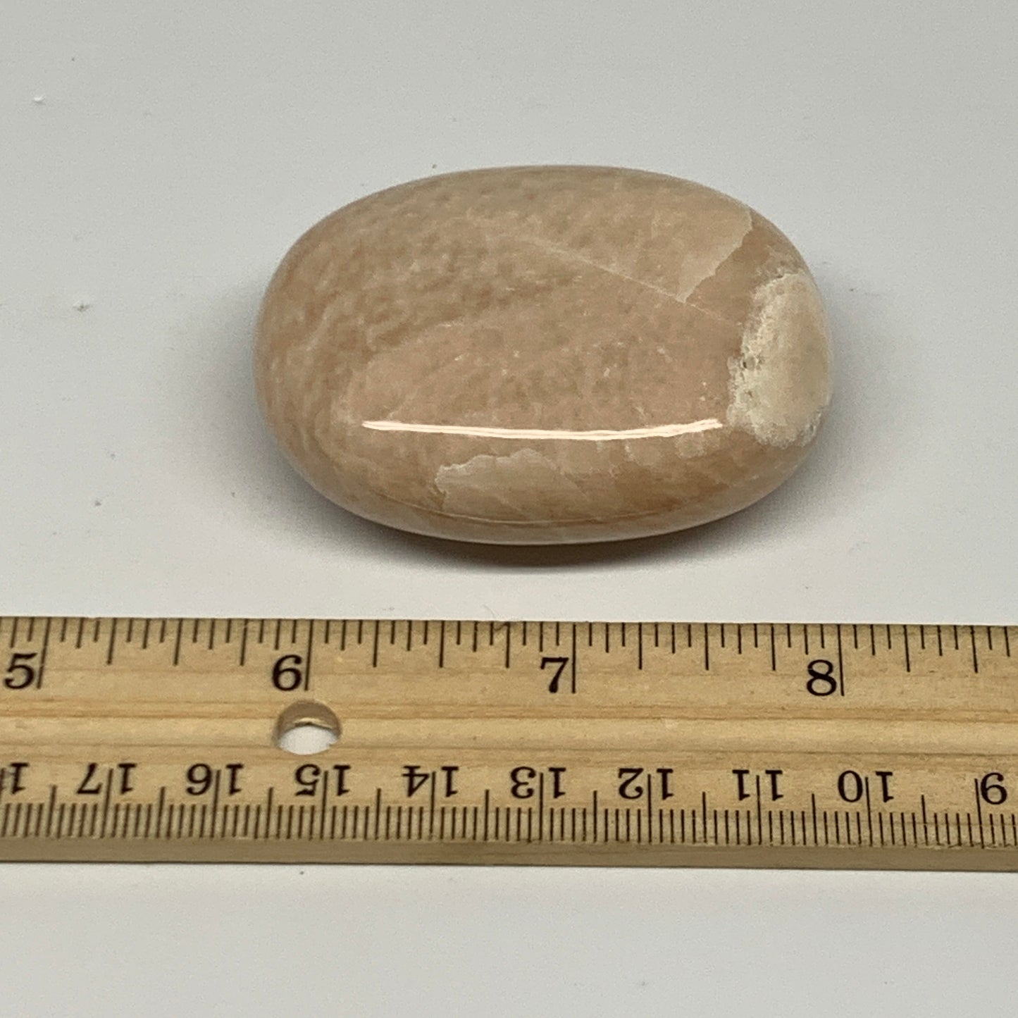 96.6g,2.3"x1.7"x0.9" Peach Moonstone Crystal Palm-Stone Polished Reiki, B27990