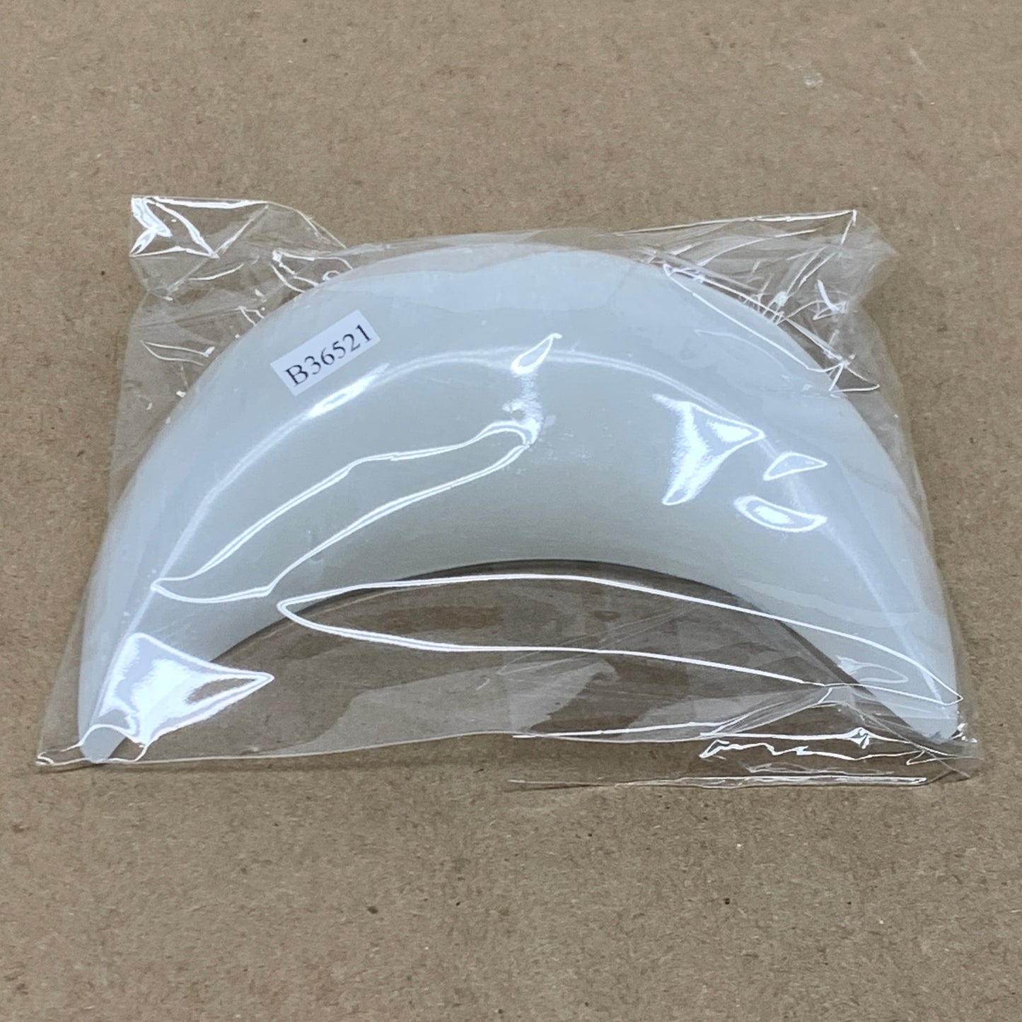 215g, 4.4"x2.2"x1", Selenite Crescent Moon Crystal (Satin Spar), B36521