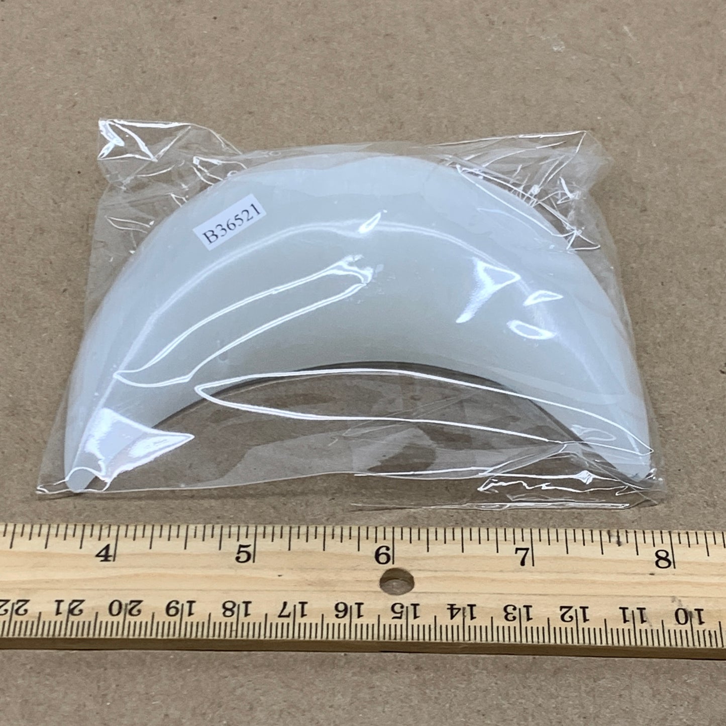 215g, 4.4"x2.2"x1", Selenite Crescent Moon Crystal (Satin Spar), B36521