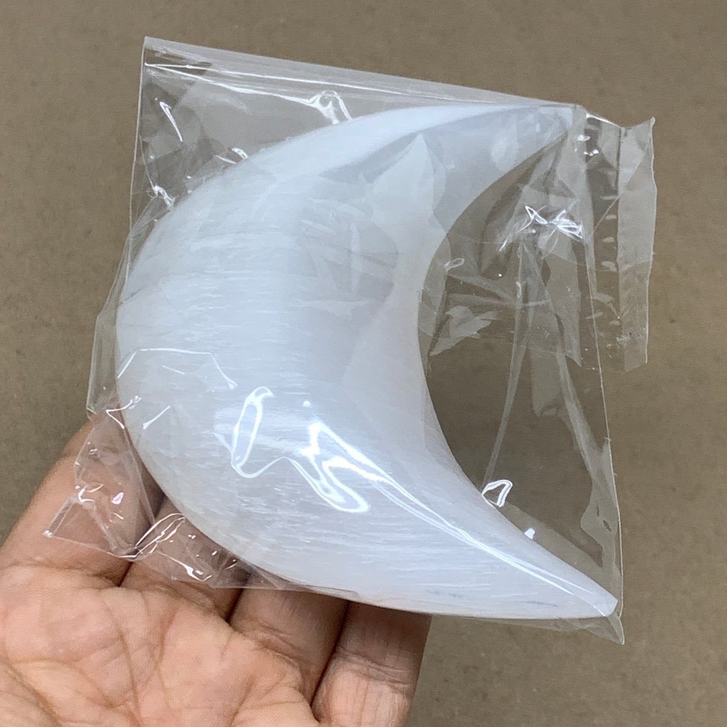 181g, 4.4"x2.1"x0.9", Selenite Crescent Moon Crystal (Satin Spar), B36522