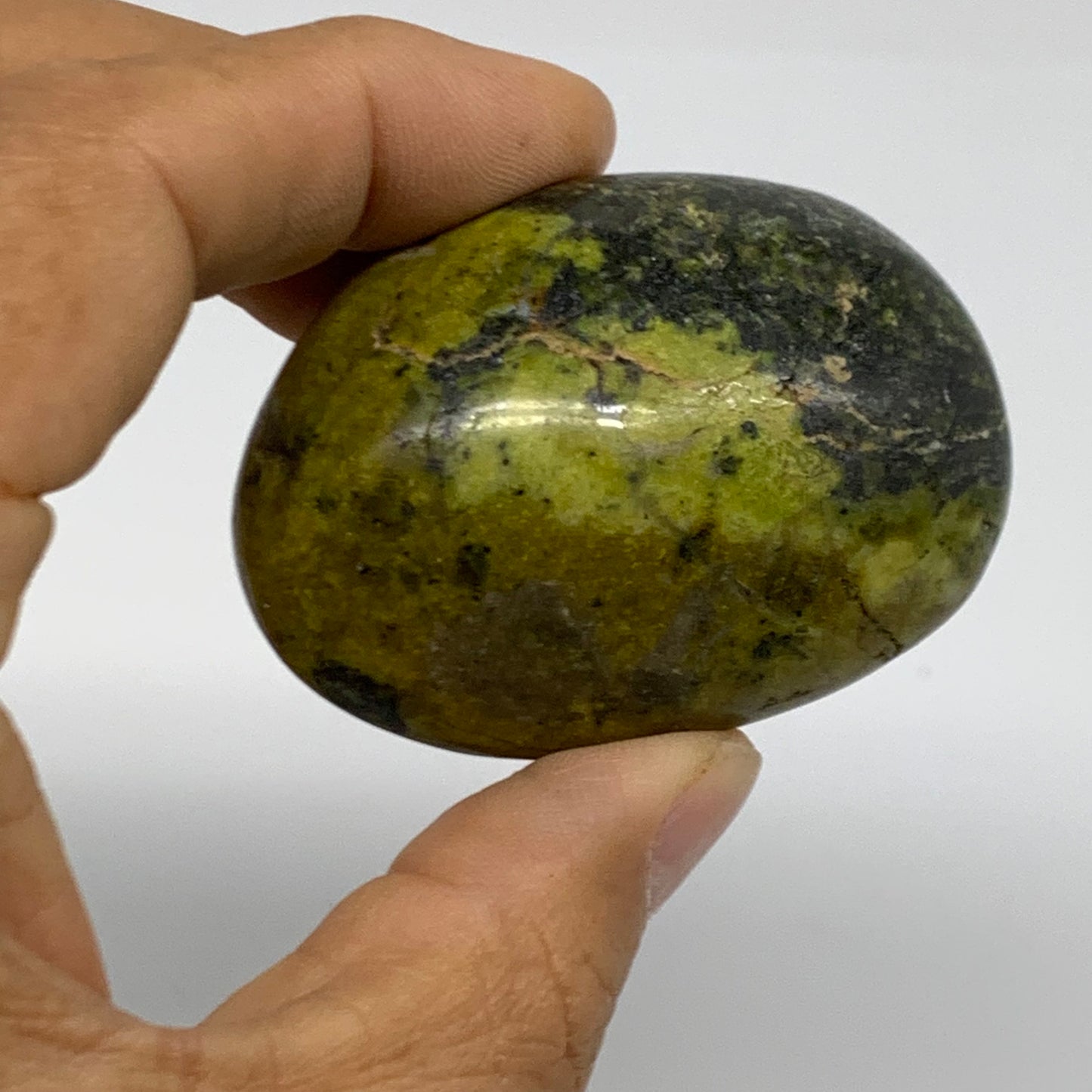 208.4g, 2.2"-2.2", 3pcs, Green Opal Crystal PalmStone Polished Reiki, B38321