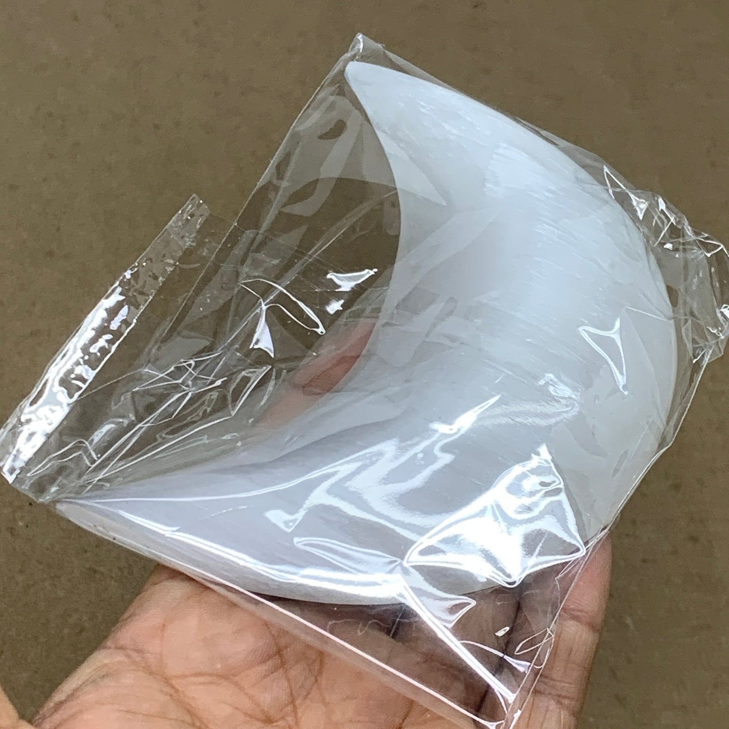 181g, 4.4"x2.1"x0.9", Selenite Crescent Moon Crystal (Satin Spar), B36522