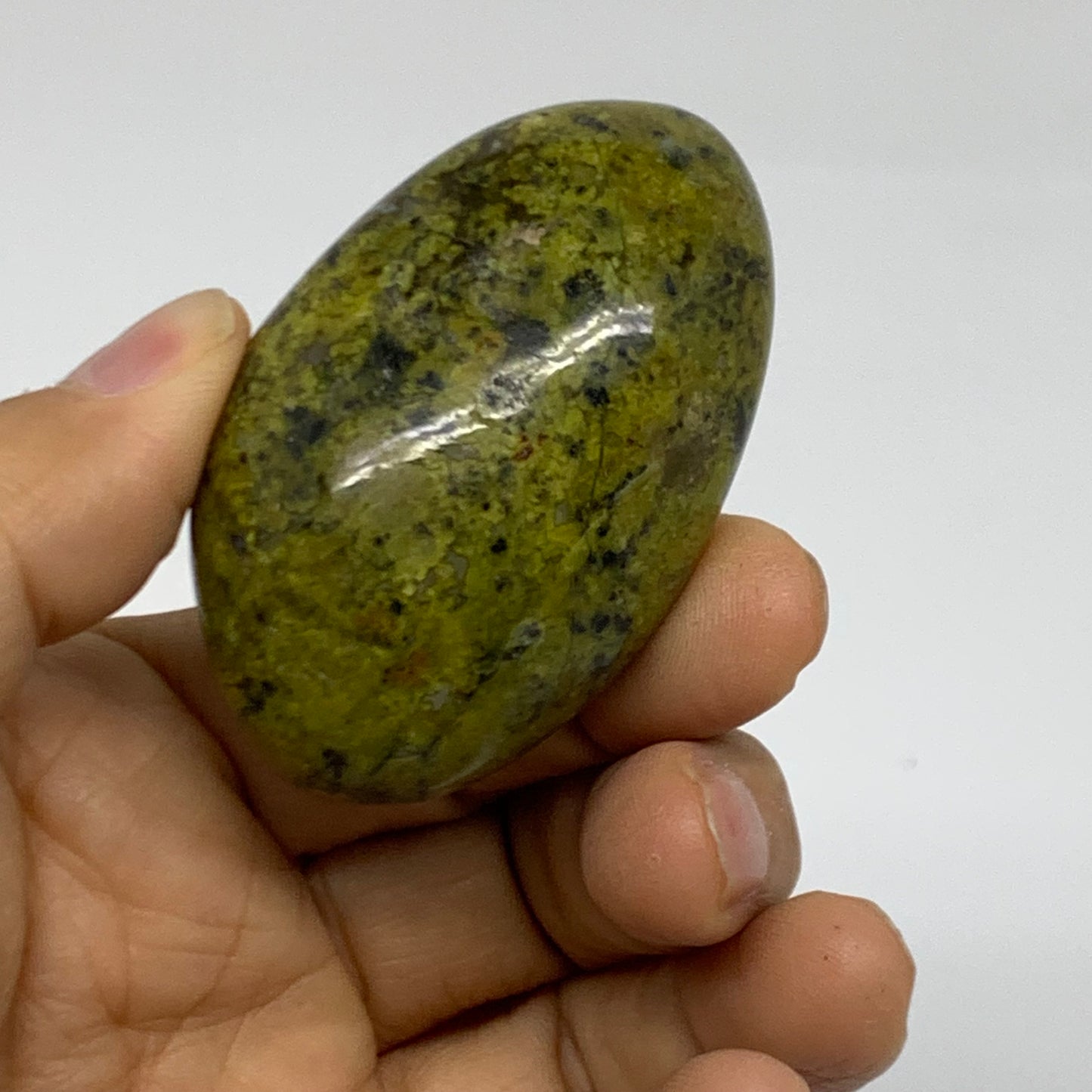 208.4g, 2.2"-2.2", 3pcs, Green Opal Crystal PalmStone Polished Reiki, B38321