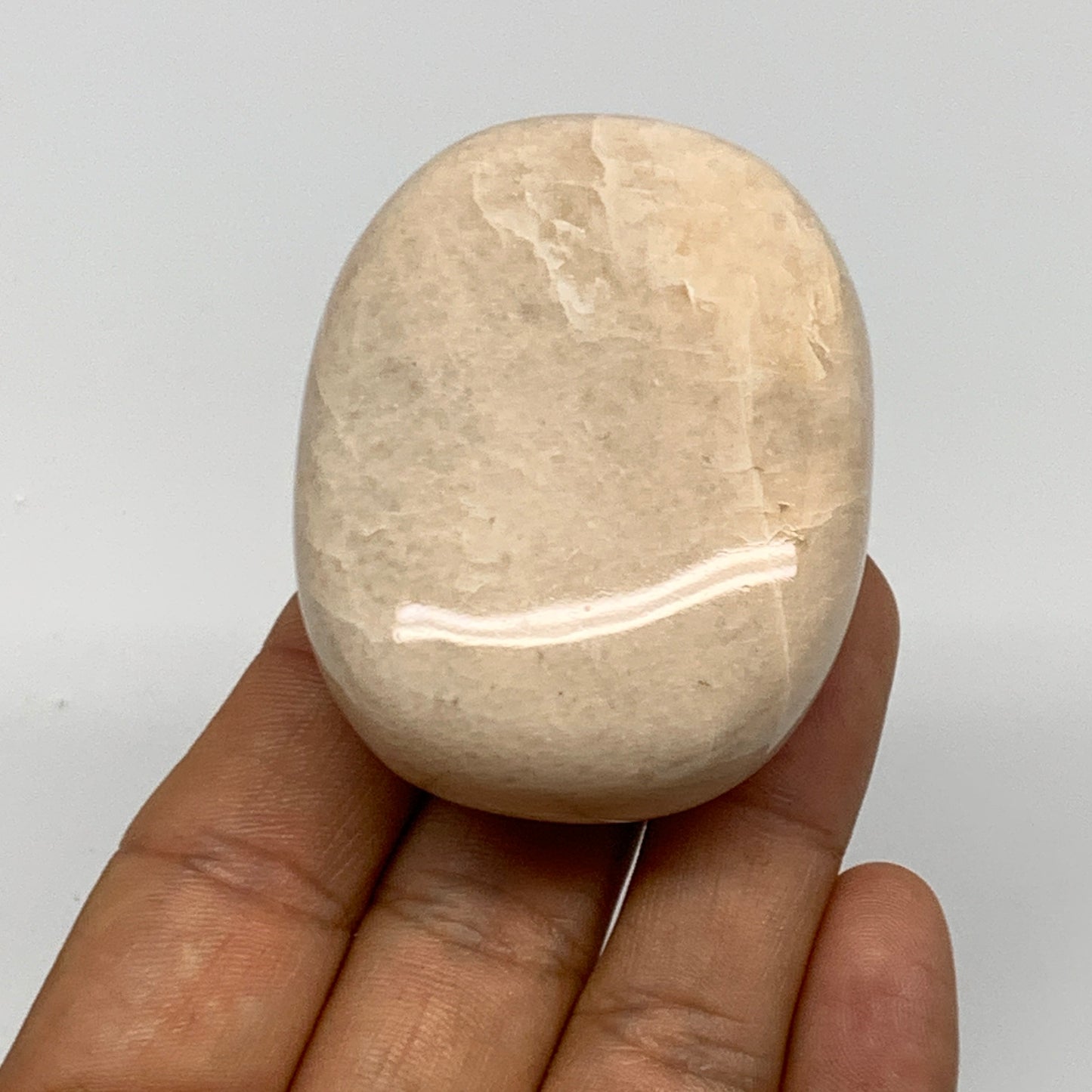 100.3g,2.2"x1.7"x0.9" Peach Moonstone Crystal Palm-Stone Polished Reiki, B27992