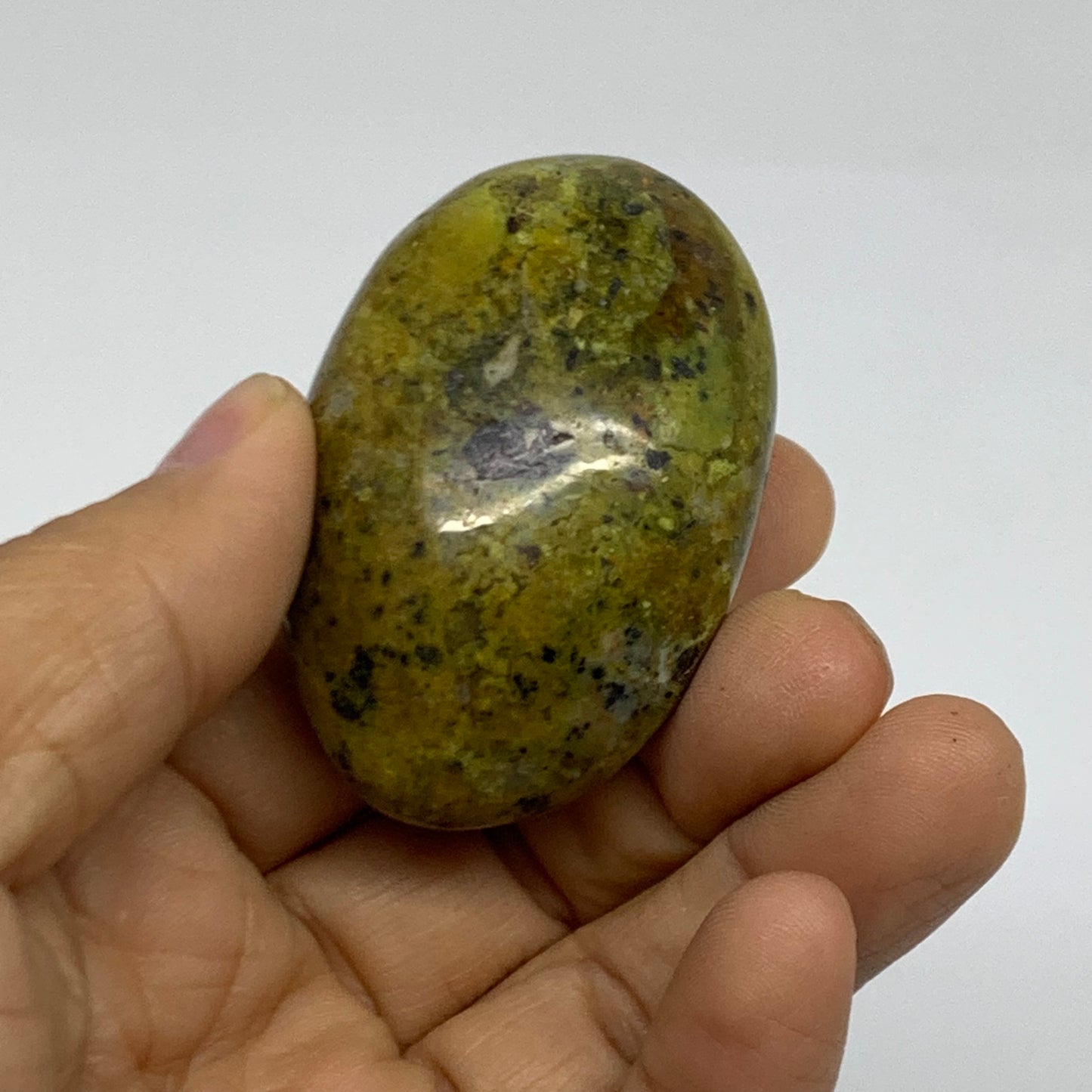 208.4g, 2.2"-2.2", 3pcs, Green Opal Crystal PalmStone Polished Reiki, B38321