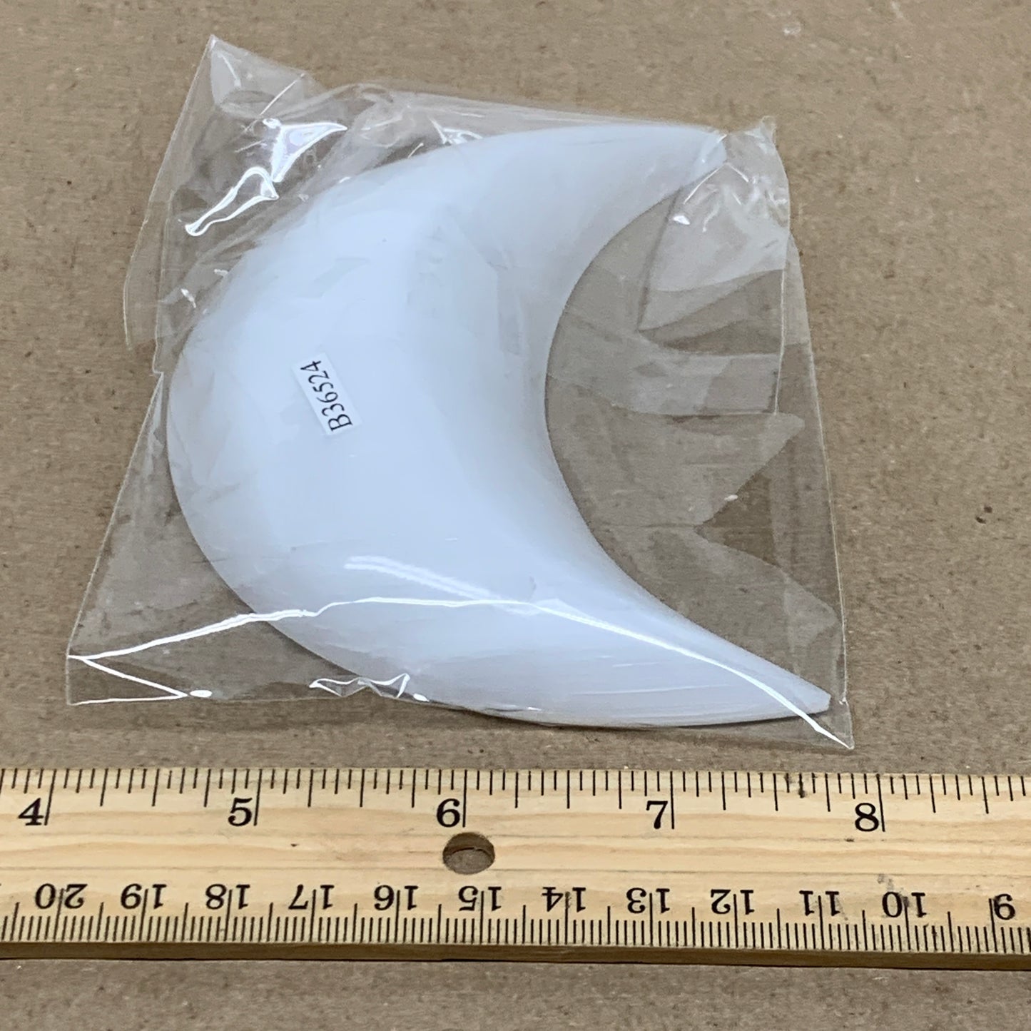 172g, 4.4"x2.1"x0.8", Selenite Crescent Moon Crystal (Satin Spar), B36524