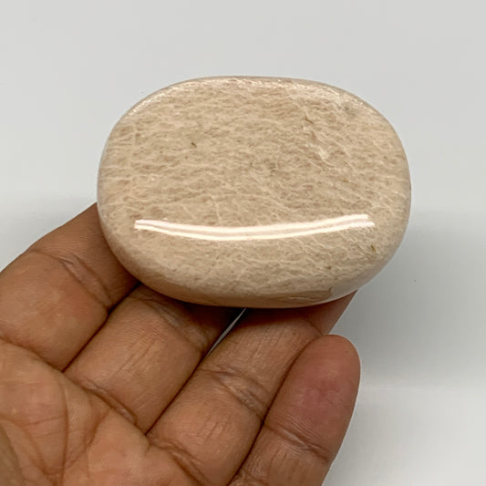 96.9g,2.3"x1.8"x0.8" Peach Moonstone Crystal Palm-Stone Polished Reiki, B27994