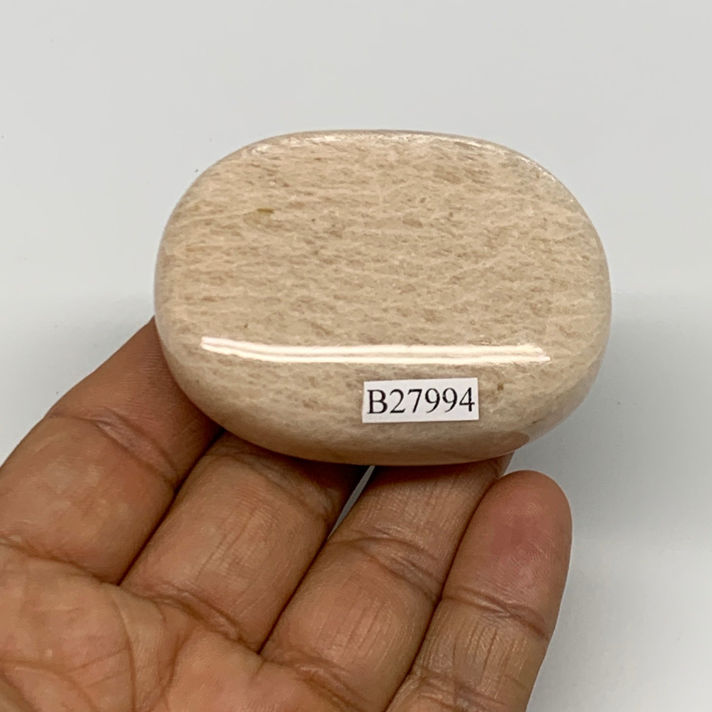 96.9g,2.3"x1.8"x0.8" Peach Moonstone Crystal Palm-Stone Polished Reiki, B27994