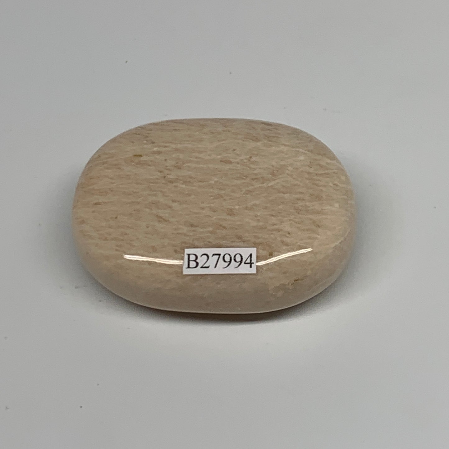 96.9g,2.3"x1.8"x0.8" Peach Moonstone Crystal Palm-Stone Polished Reiki, B27994