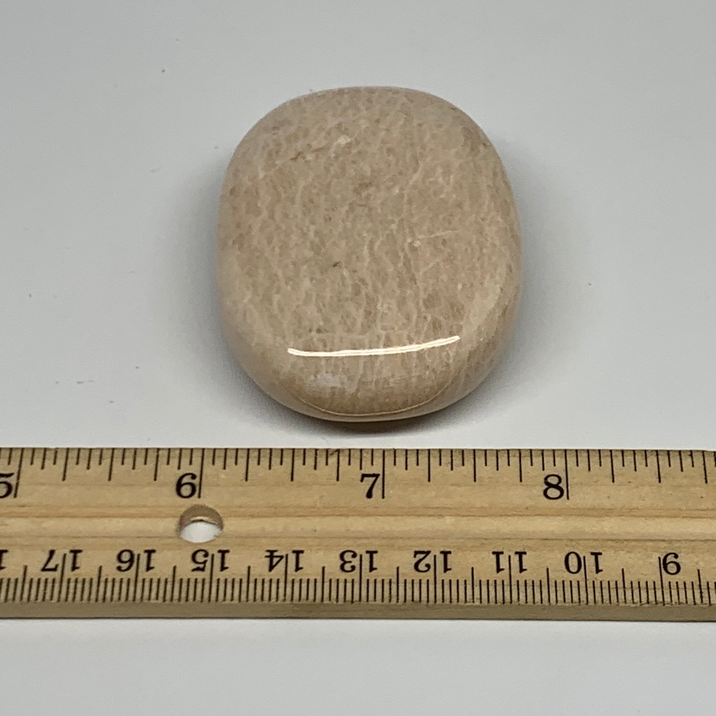 96.9g,2.3"x1.8"x0.8" Peach Moonstone Crystal Palm-Stone Polished Reiki, B27994