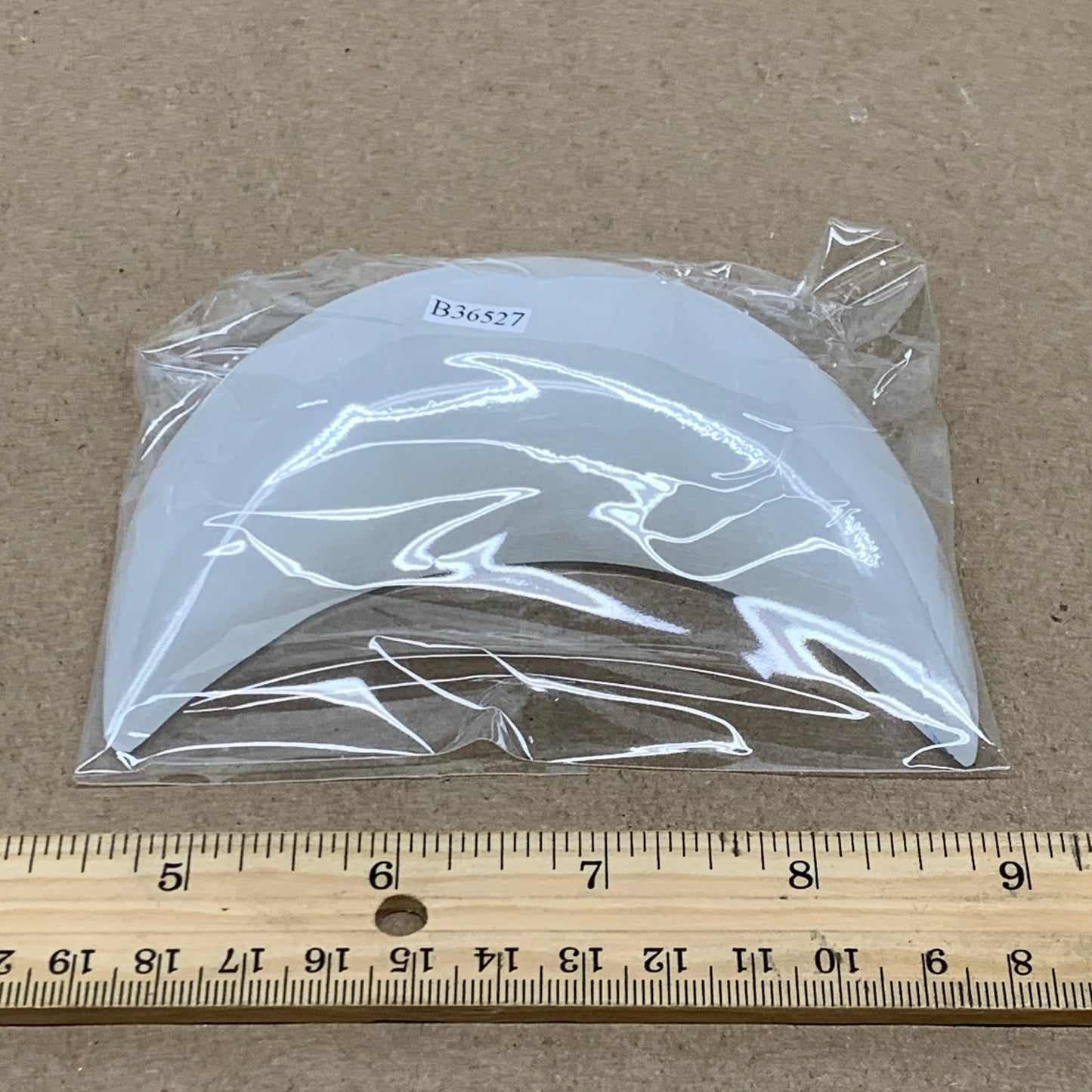 193g, 4.4"x2.1"x0.9", Selenite Crescent Moon Crystal (Satin Spar), B36527